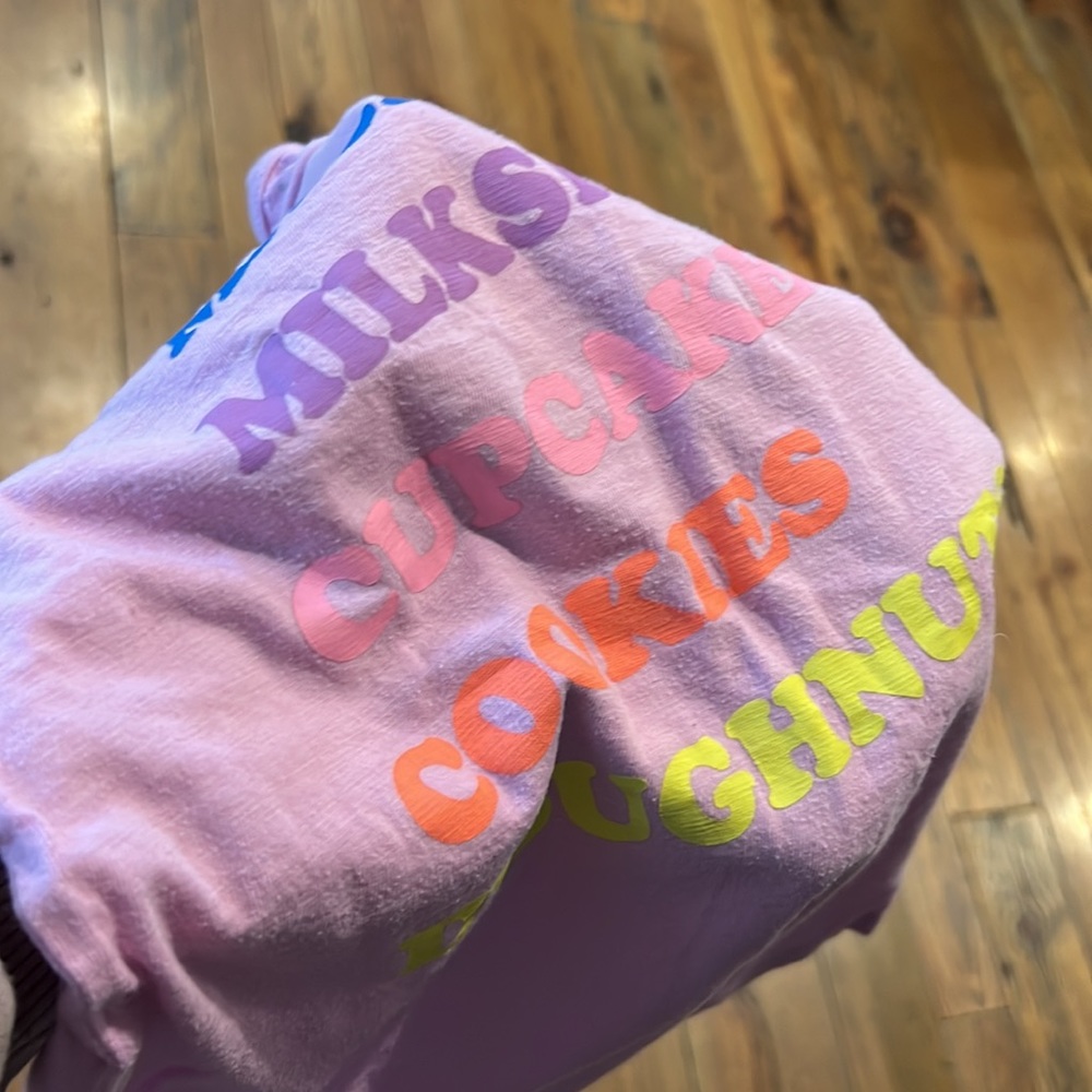 Fun Tee - Picture 6 of 6